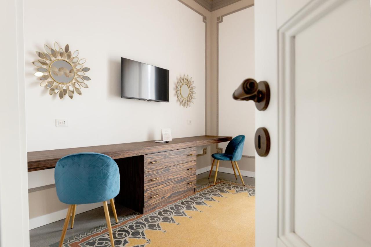 Riflessi Acireale Palace Suites Екстериор снимка